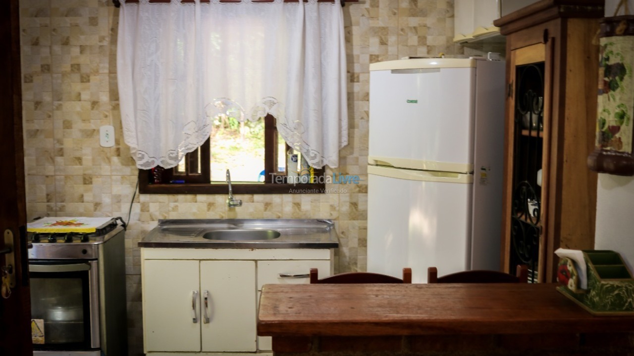 Casa para aluguel de temporada em Resende (Serrinha do Alambari)