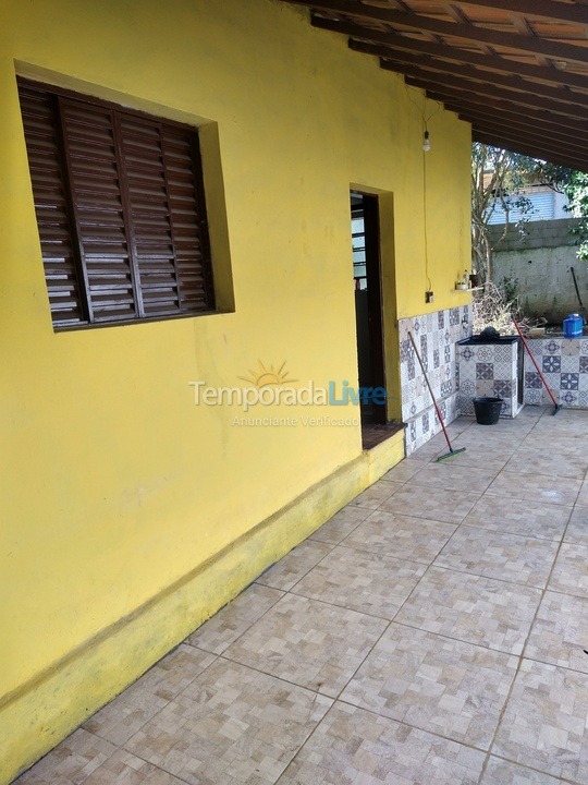 Casa para aluguel de temporada em Santo Antônio do Pinhal (Santo Antonio do Pinhal)