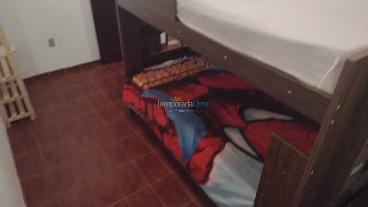 Casa para aluguel de temporada em Santo Antônio do Pinhal (Santo Antonio do Pinhal)