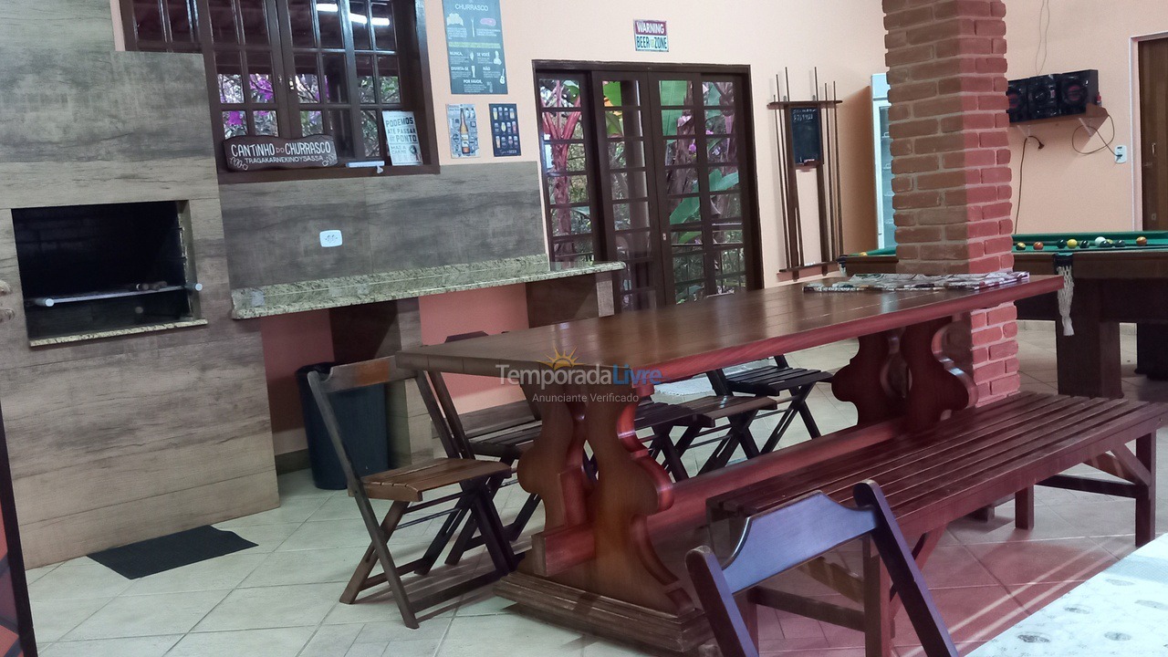 Granja para alquiler de vacaciones em Guararema (Parque Agrinco)