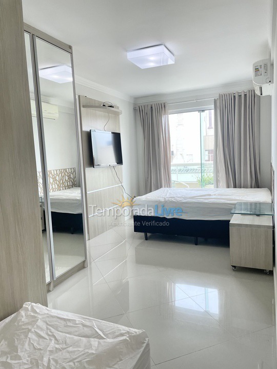 Apartamento para alquiler de vacaciones em Bombinhas (Praia de Bombas)