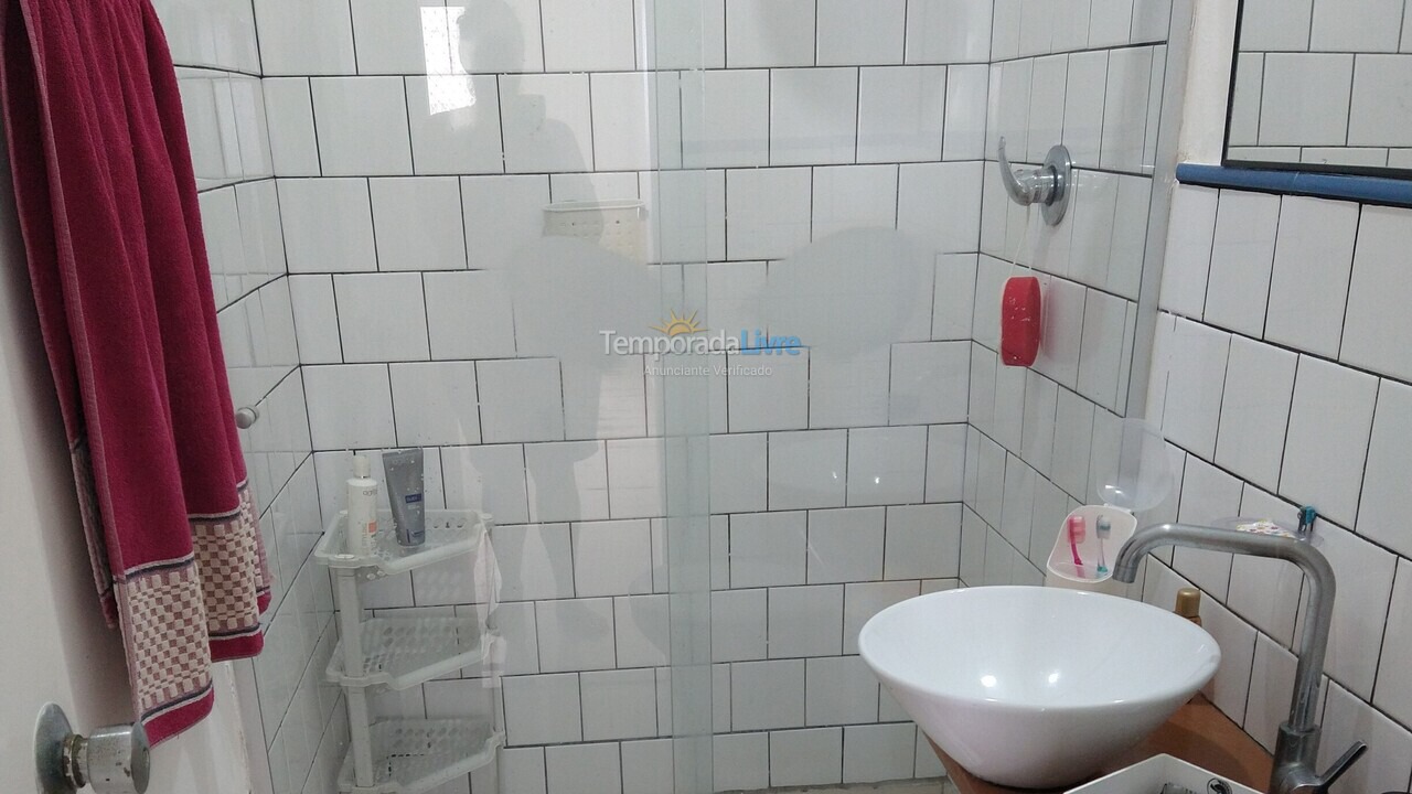 Apartamento para aluguel de temporada em Guarujá (Pitangueiras)