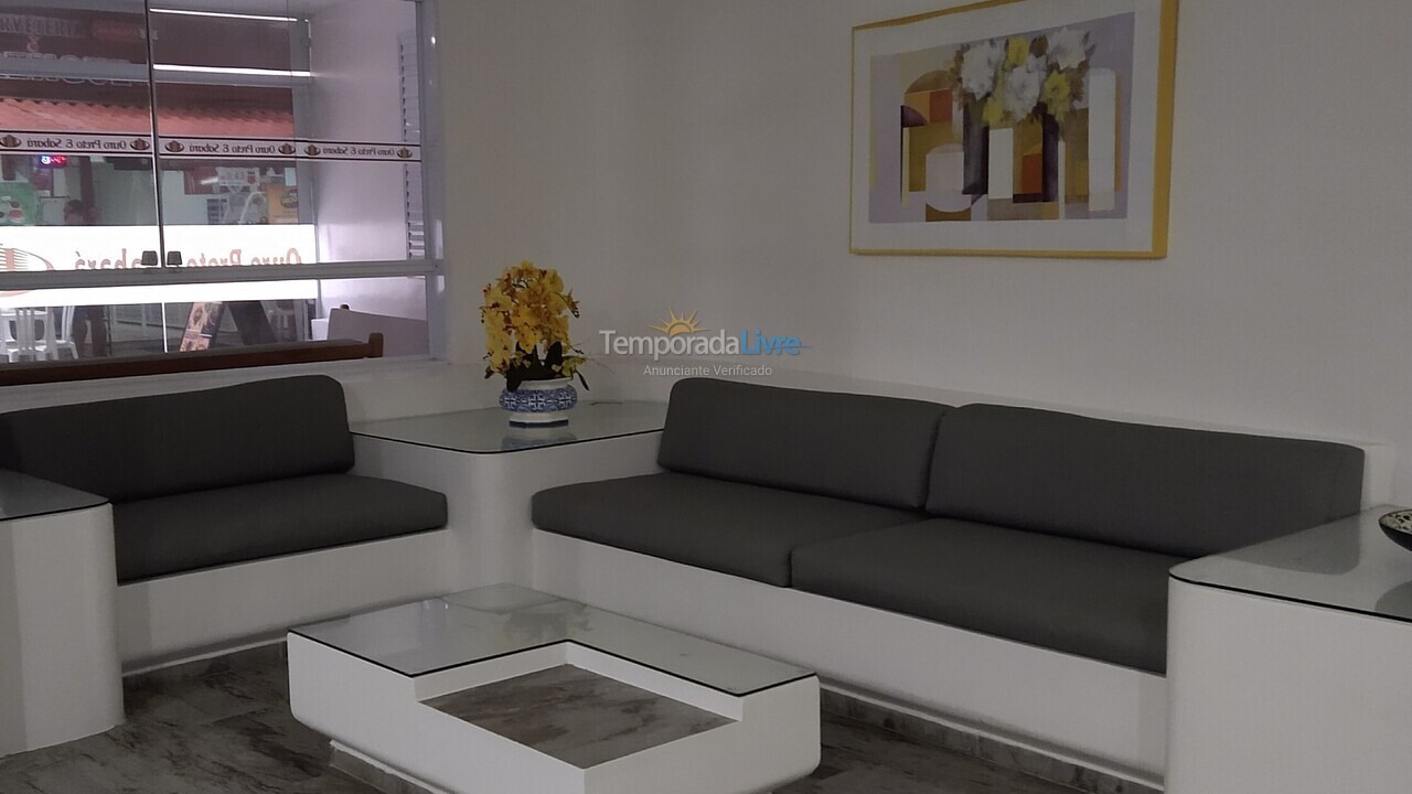 Apartamento para aluguel de temporada em Guarujá (Pitangueiras)