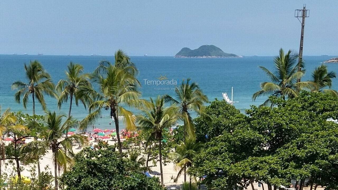 Apartamento para aluguel de temporada em Guarujá (Pitangueiras)