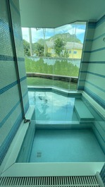 MANSION MODERNA 5 SUITES, ASCENSOR, SAUNA, PISCINA