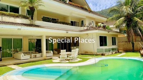 MANSION MODERNA 5 SUITES, ASCENSOR, SAUNA, PISCINA