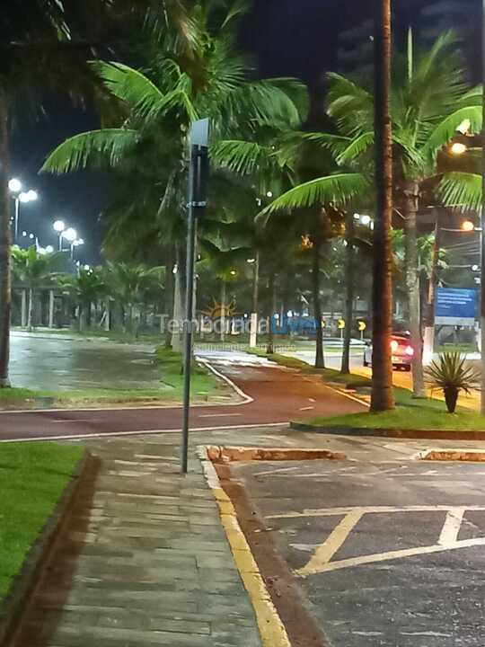 Apartamento para aluguel de temporada em Praia Grande (Praia do Caiçara)