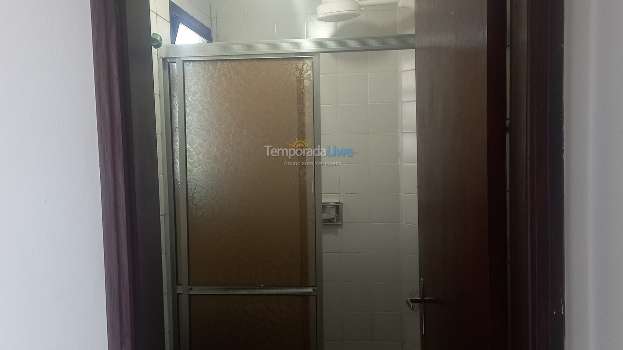 Apartamento para aluguel de temporada em Praia Grande (Praia do Caiçara)