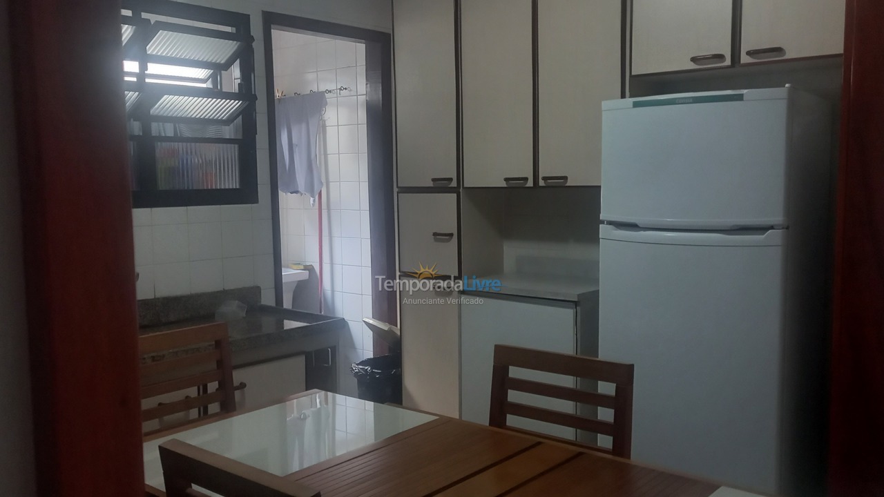 Apartamento para aluguel de temporada em Praia Grande (Praia do Caiçara)