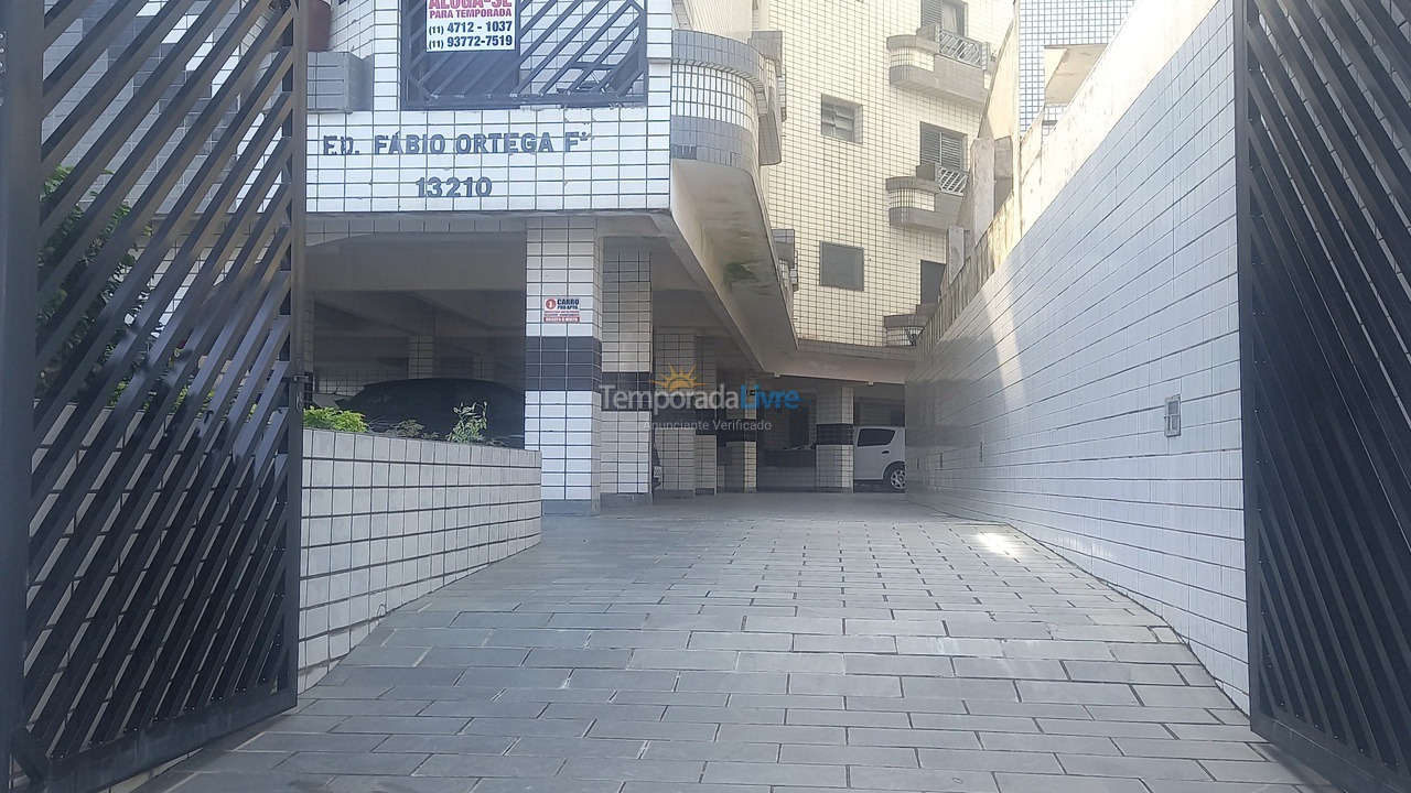 Apartamento para aluguel de temporada em Praia Grande (Praia do Caiçara)