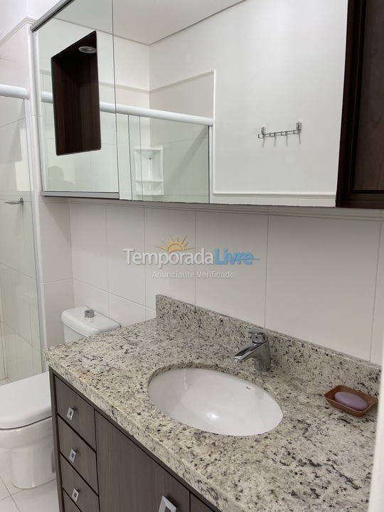 Apartamento para aluguel de temporada em Florianopolis (Praia dos Ingleses)