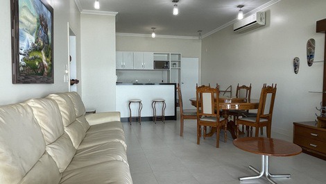 Maravilhoso apartamento 2 dorm Vista Praia Santinho Condominio luxuoso