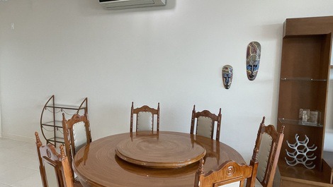 Maravilhoso apartamento 2 dorm Vista Praia Santinho Condominio luxuoso