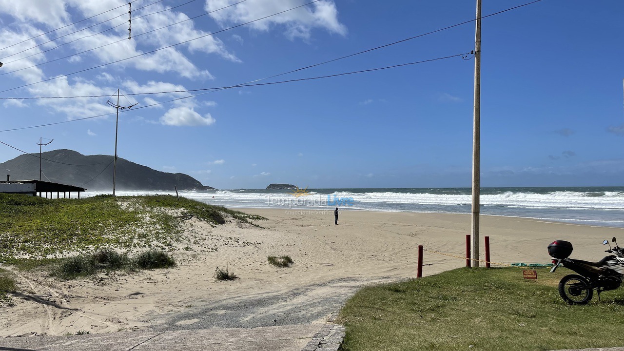 Apartamento para aluguel de temporada em Florianopolis (Praia dos Ingleses)