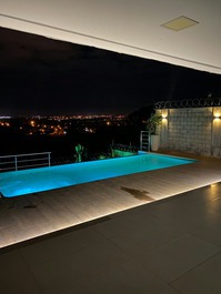 Piscina izquierda bien ubicada a 5 min de Flamboyant