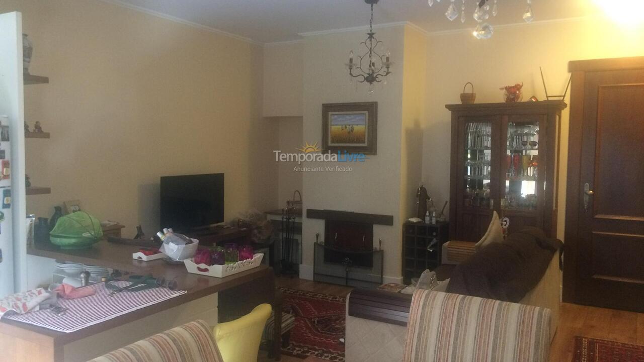 Apartamento para aluguel de temporada em Gramado (Knorr Ville)