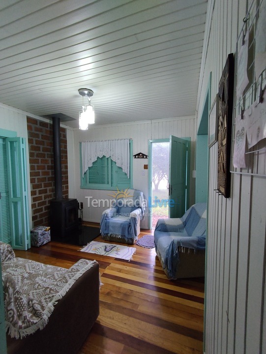 Casa para aluguel de temporada em São Francisco de Paula (São Bernardo)