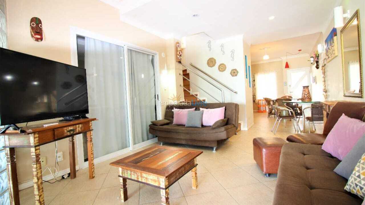 House for vacation rental in Bombinhas (Praia de Bombas)