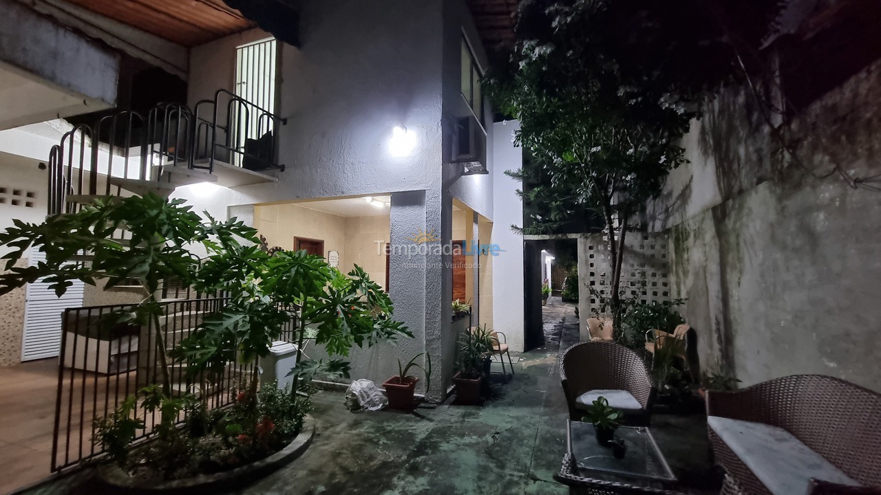 Casa para aluguel de temporada em Fortaleza (Cidade dos Funcionários)