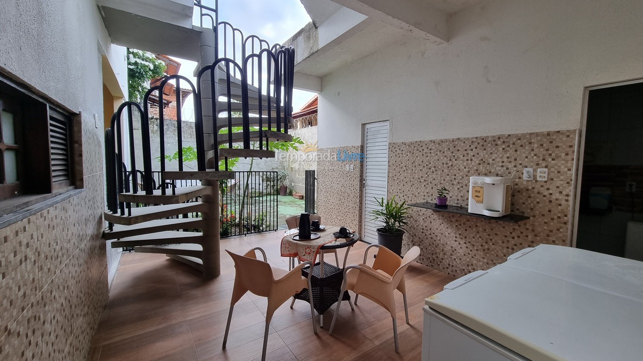 Casa para aluguel de temporada em Fortaleza (Cidade dos Funcionários)