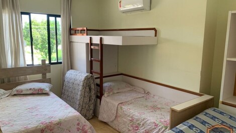 Amplia casa de 4 habitaciones, para hasta 12 personas en Mariscal