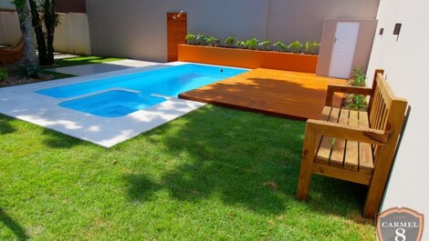 CASA CON PISCINA, 03 DORMITORIOS, PARA 08 PERSONAS A 200m DE PLAYA MARISCAL