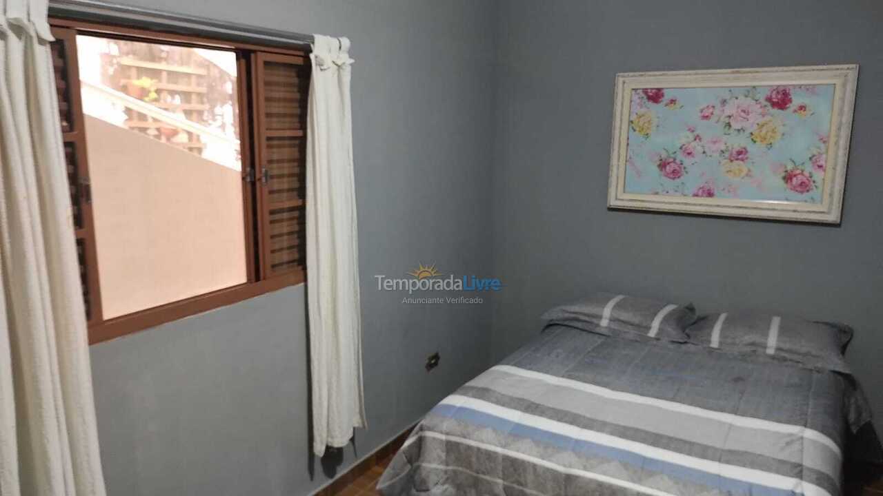 Casa para aluguel de temporada em Paraibuna (Bela Vista)