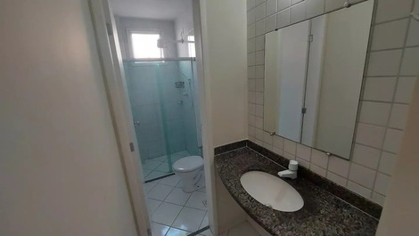 Hermoso apartamento con Wi-Fi a 370 m de Praia do Morro y Marlim Azul