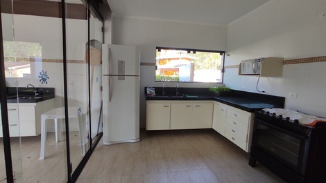 Condomínio Lagoinha a 50 metros da praia