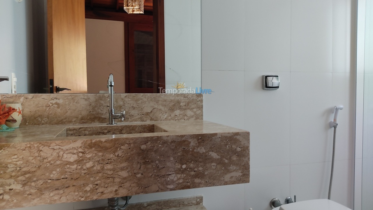 Casa para aluguel de temporada em Ubatuba (Lagoinha)