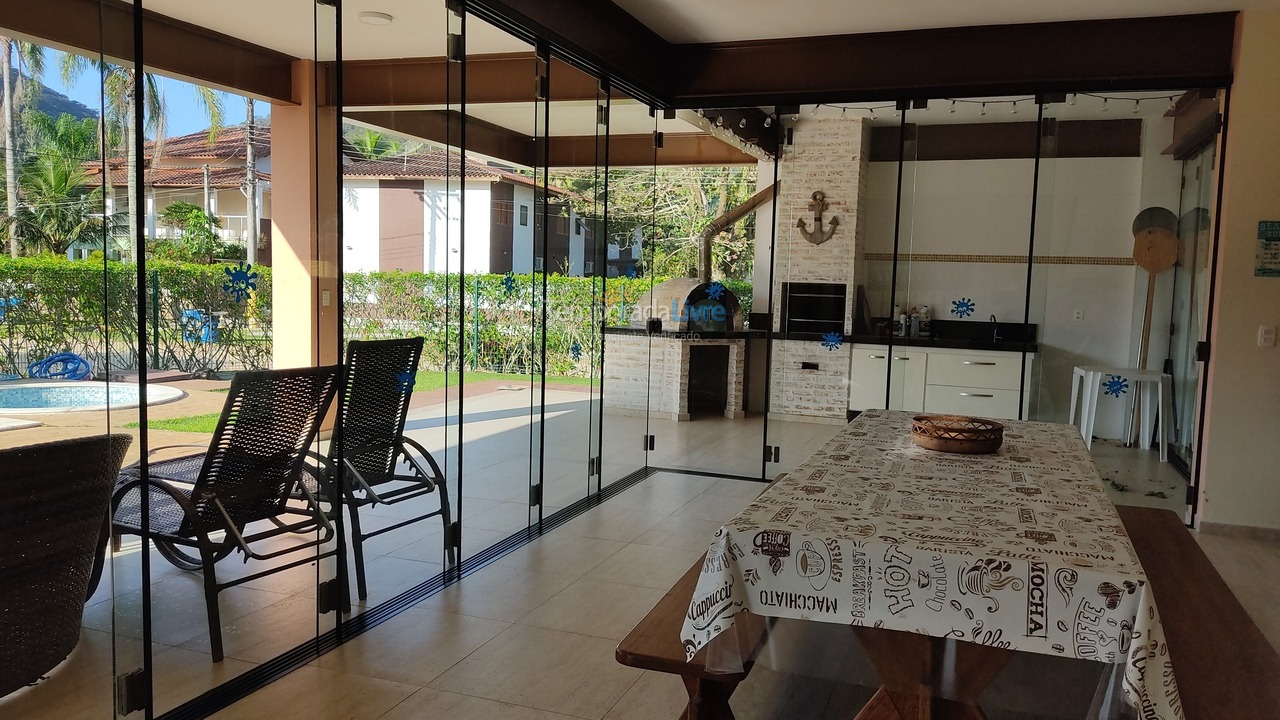 Casa para aluguel de temporada em Ubatuba (Lagoinha)