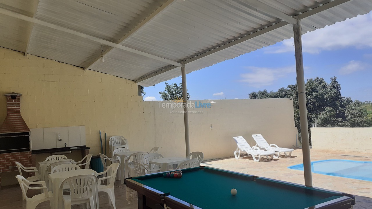 Chácara / sítio para aluguel de temporada em Atibaia (Bairro dos Pires)