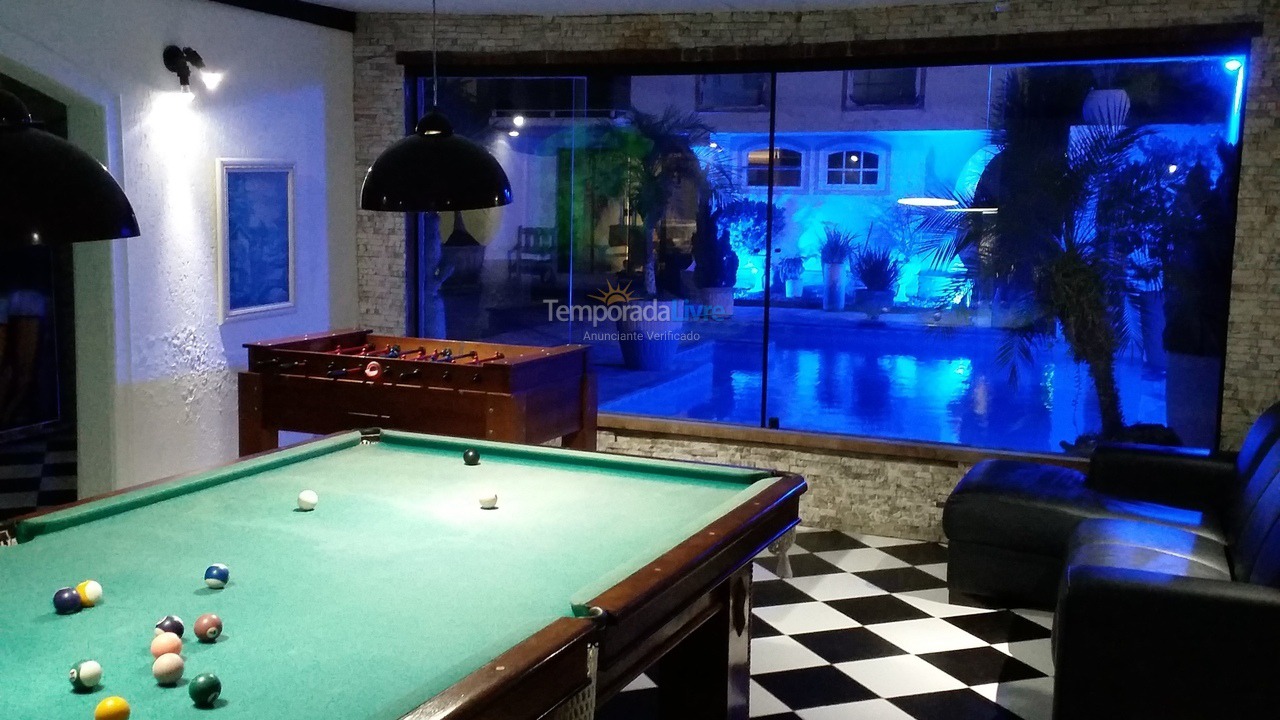 Casa para aluguel de temporada em Cabo Frio (Peró)