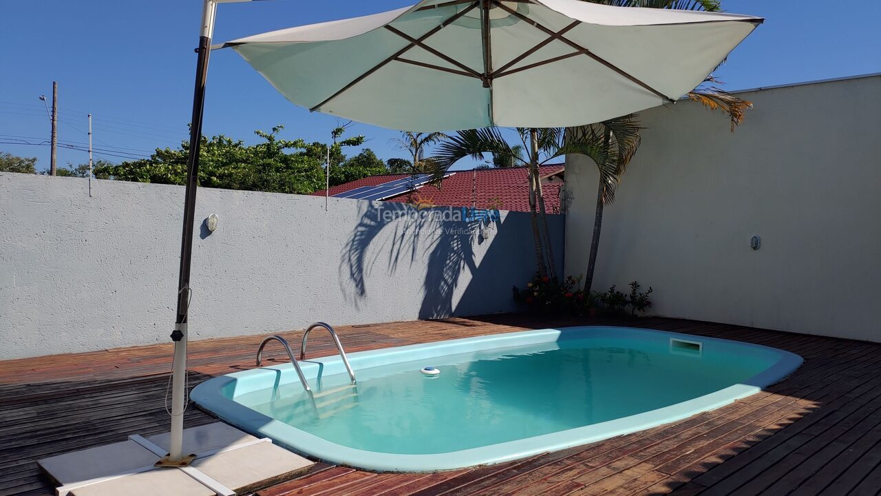House for vacation rental in Florianópolis (Praia da Daniela)