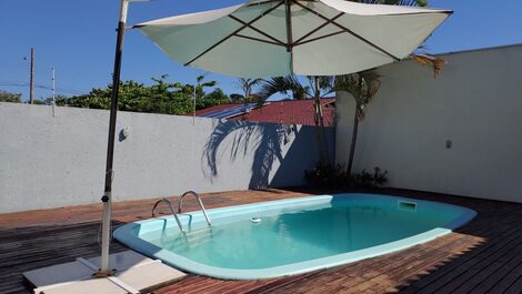 House with pool in Praia da Daniela