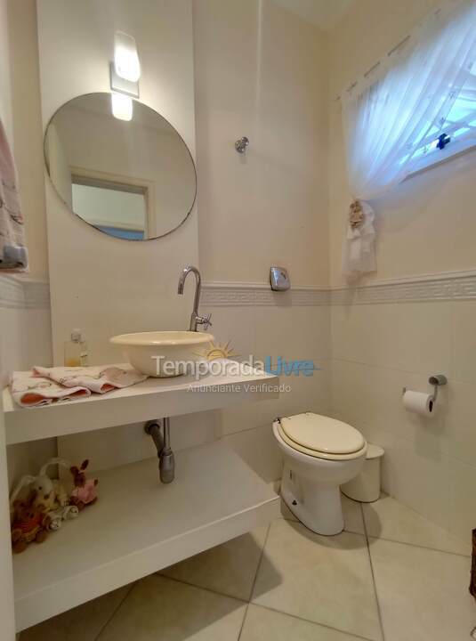 House for vacation rental in Florianópolis (Praia da Daniela)