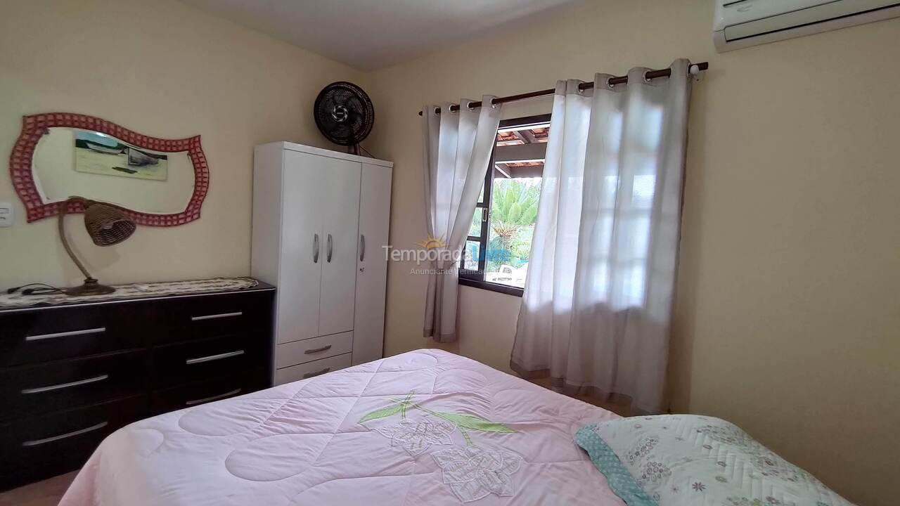 Casa para alquiler de vacaciones em Florianópolis (Praia da Daniela)