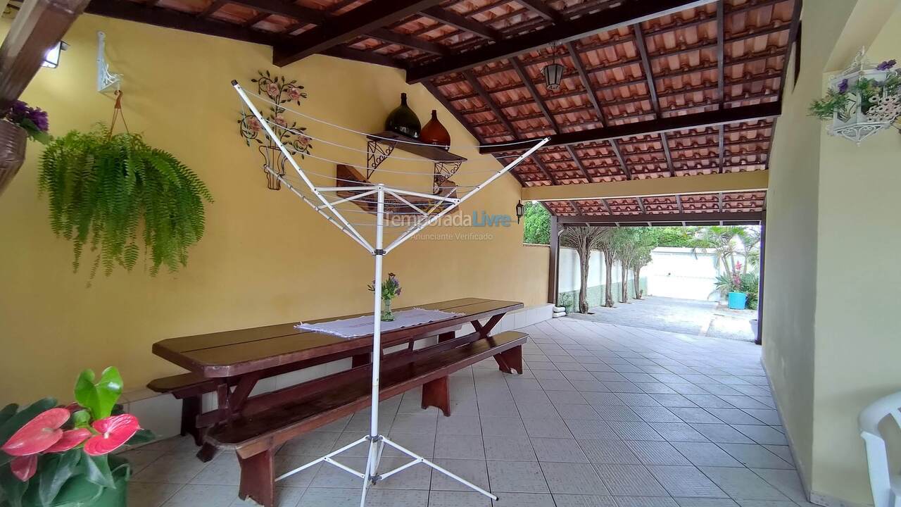 Casa para alquiler de vacaciones em Florianópolis (Praia da Daniela)