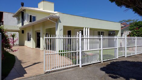 Casa para alquilar en Florianópolis - Praia da Daniela