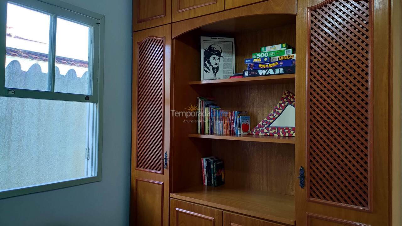 Casa para alquiler de vacaciones em Florianópolis (Praia da Daniela)
