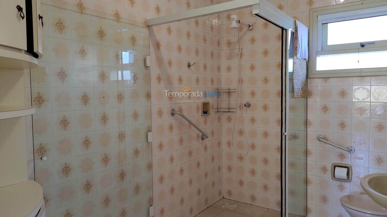 Casa para alquiler de vacaciones em Florianópolis (Praia da Daniela)