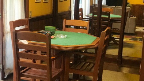 House for 12 people 5min walk from Capivari