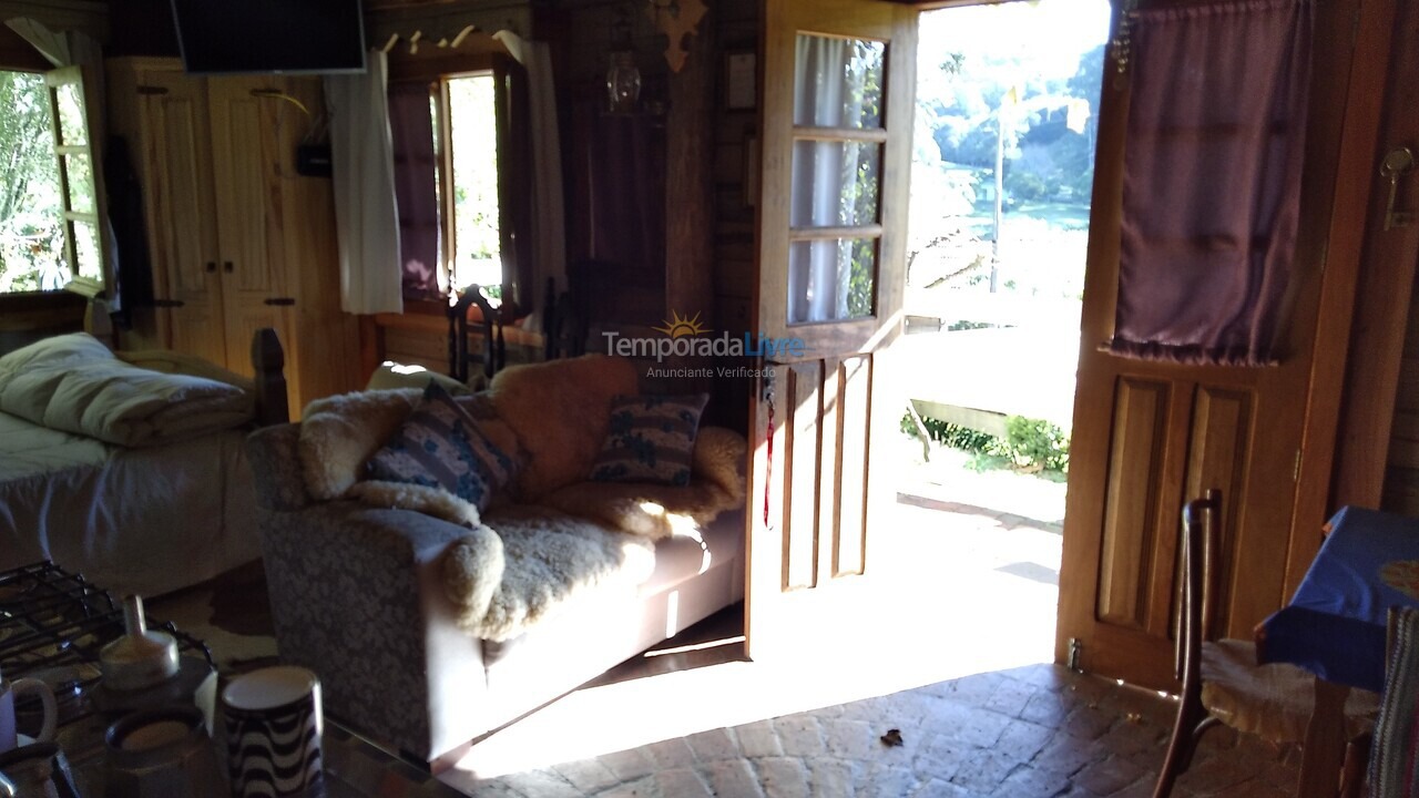 Casa para aluguel de temporada em Farroupilha (Desvio Blauth)