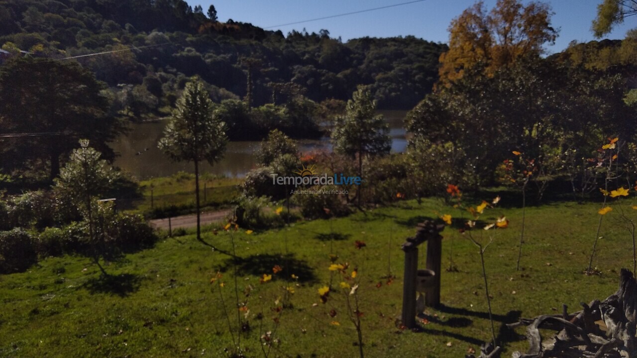 Casa para aluguel de temporada em Farroupilha (Desvio Blauth)