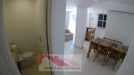 Espectacular ático con vista parcial al mar, con 3 suites, 5 baños!