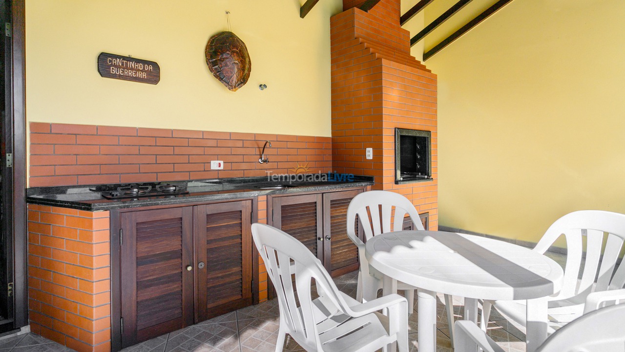 Casa para alquiler de vacaciones em Guaratuba (Barra do Saí)