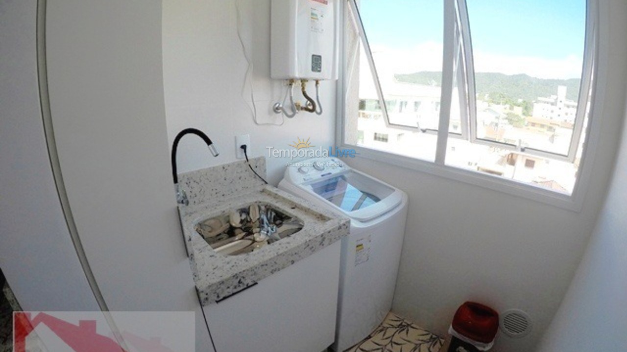Apartamento para aluguel de temporada em Bombinhas (Praia de Bombas)