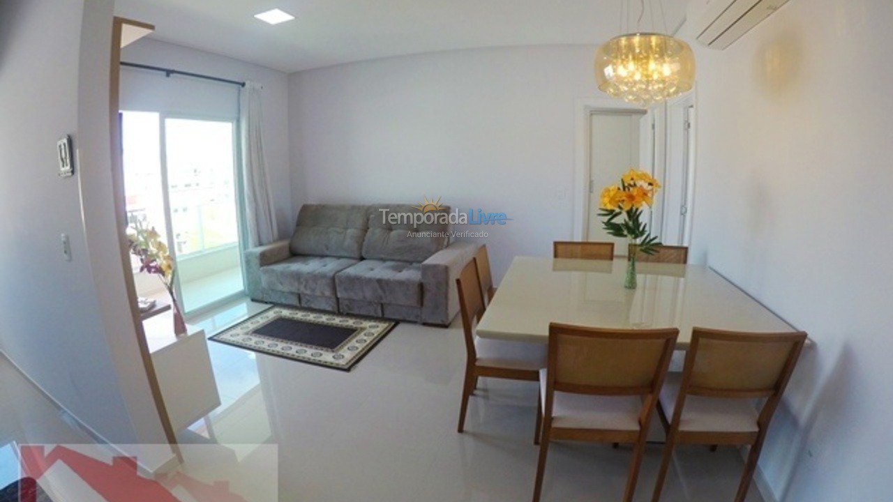 Apartamento para aluguel de temporada em Bombinhas (Praia de Bombas)