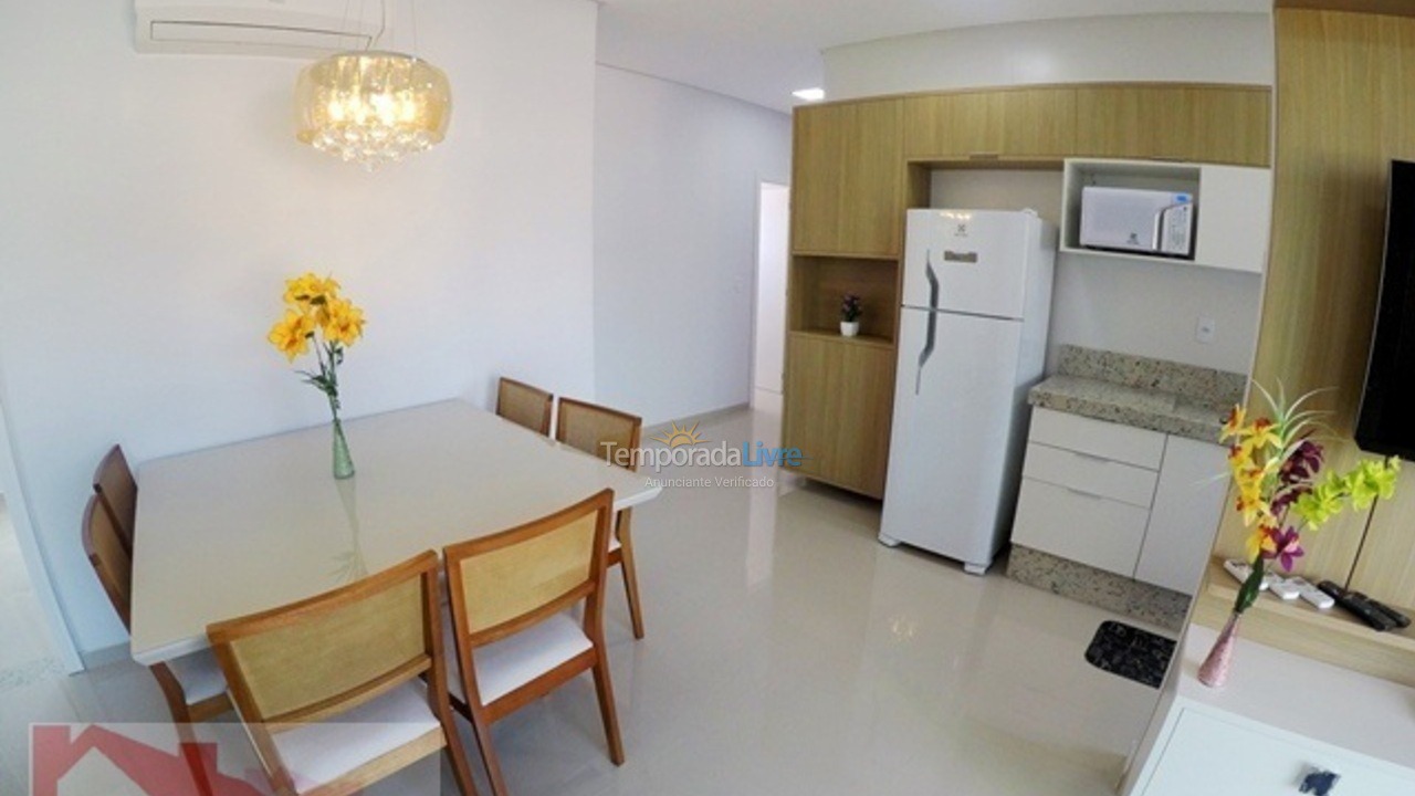 Apartamento para aluguel de temporada em Bombinhas (Praia de Bombas)