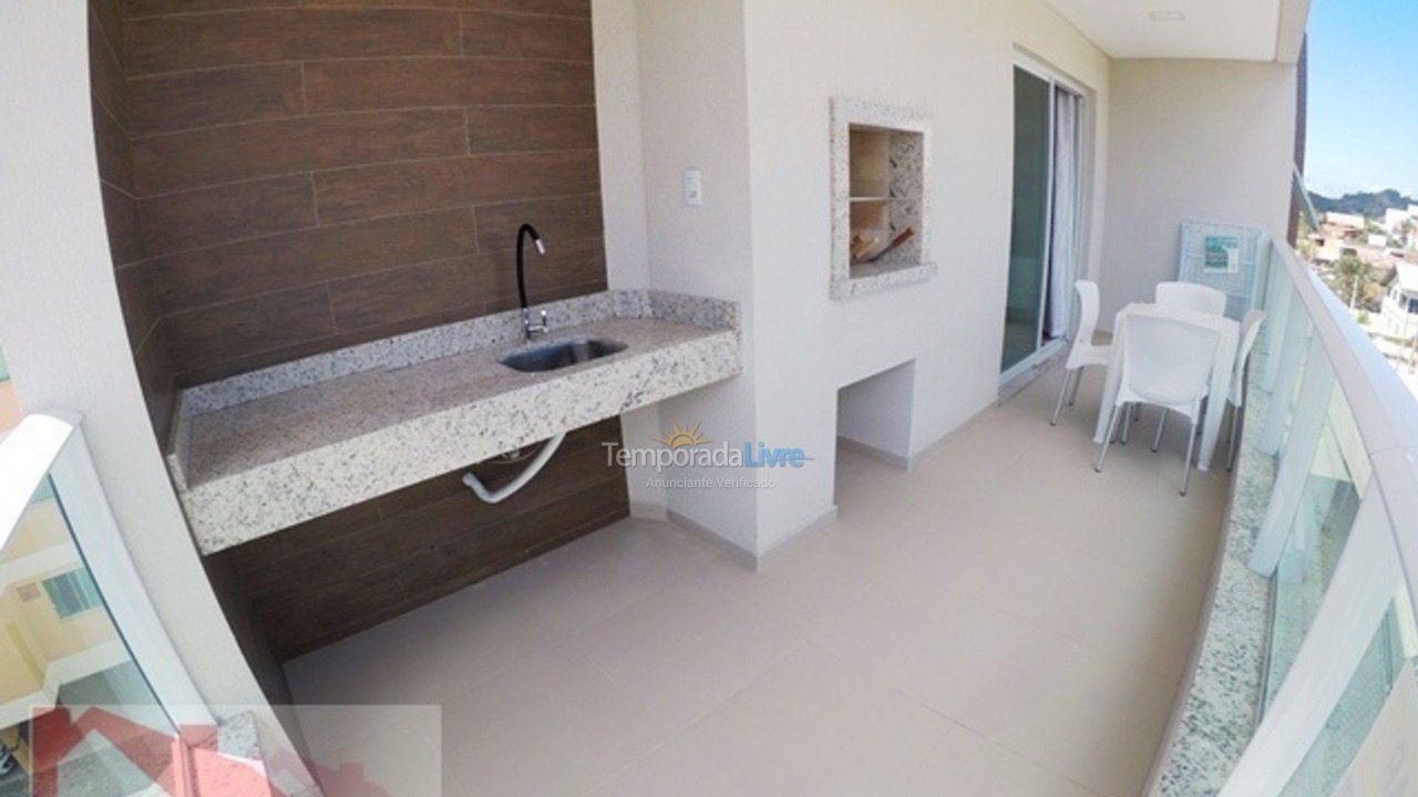 Apartamento para aluguel de temporada em Bombinhas (Praia de Bombas)